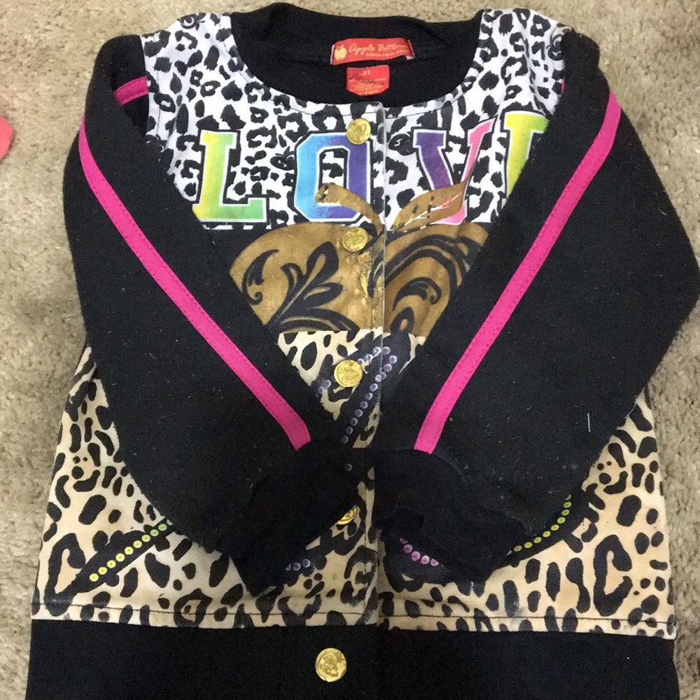 Apple bottom jacket